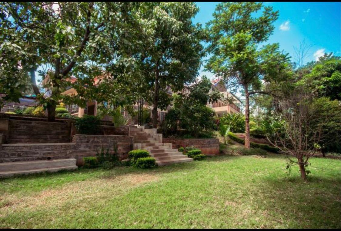 Bed and Breakfast Riverfront Gardens Mjini Exterior foto