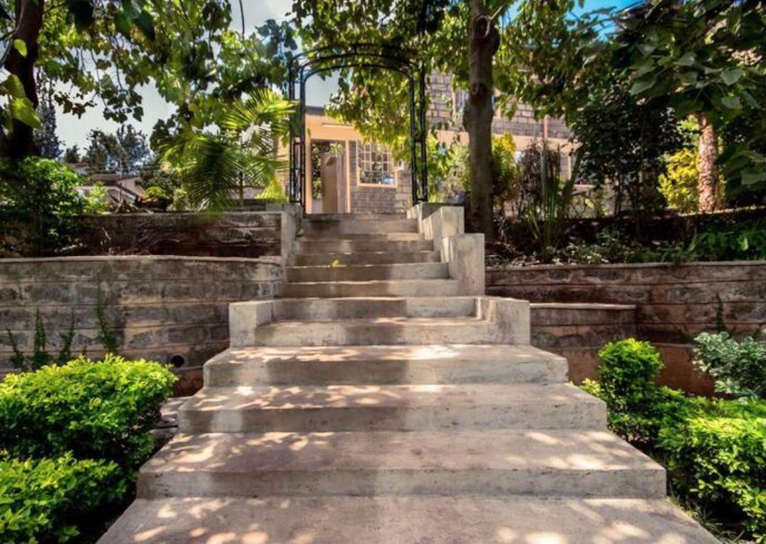 Bed and Breakfast Riverfront Gardens Mjini Exterior foto
